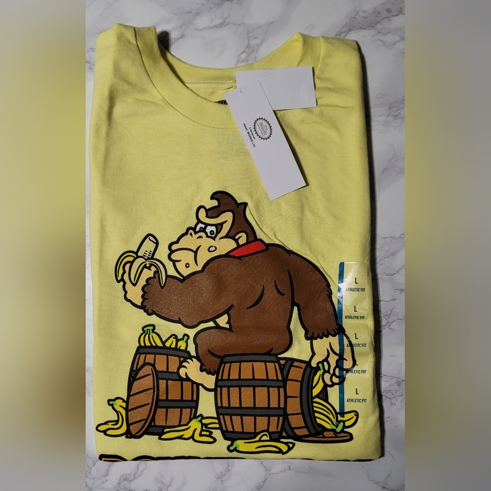 Donkey Kong T-Shirt Size Large